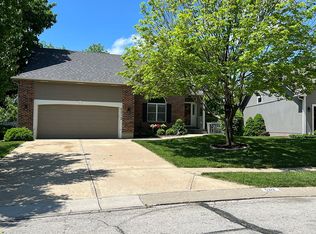 5212 Rosehill Rd, Shawnee, KS 66216