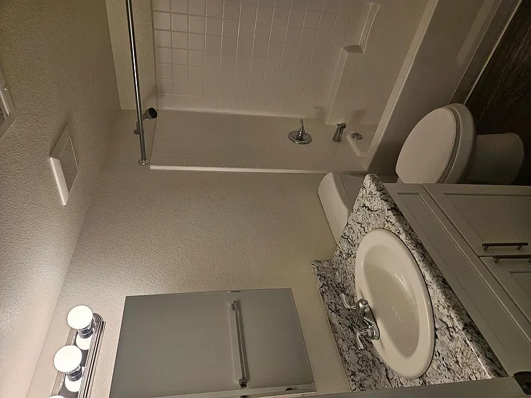 1241 E Cinnabar Ave #102A — Photo 12