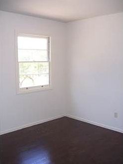 3rd image of 912-14 A Ave