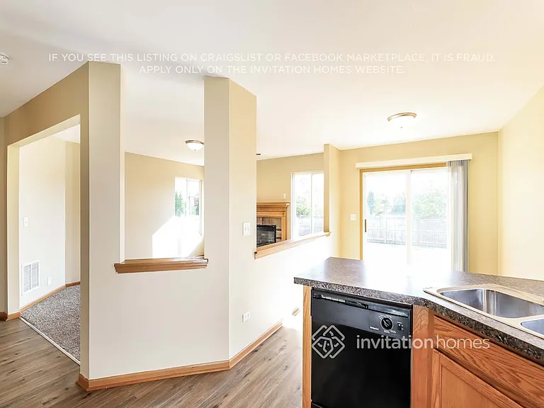 1106 Trailsend Ln — Photo 9