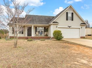 148 Valley Ct, Raeford, NC 28376