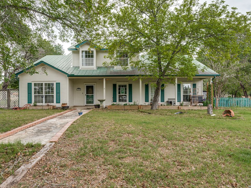 1st image of 1855 BURR OAK LN