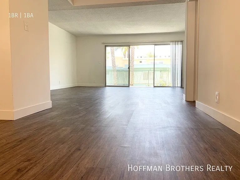 3772 Lockland Dr #18 — Photo 4