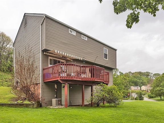 3rd image of 156 Dinwiddie Dr