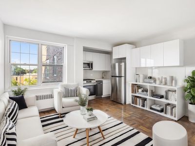 210 Pelham Road #4P, New Rochelle, NY, 10805