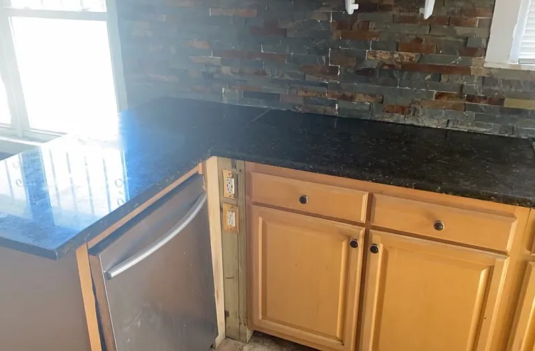 1120 Fargo St S — Photo 12