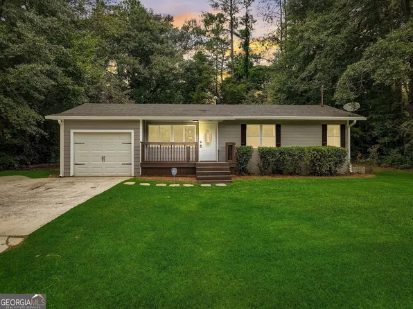 4286 Pineview Dr, Powder Springs, GA 30127