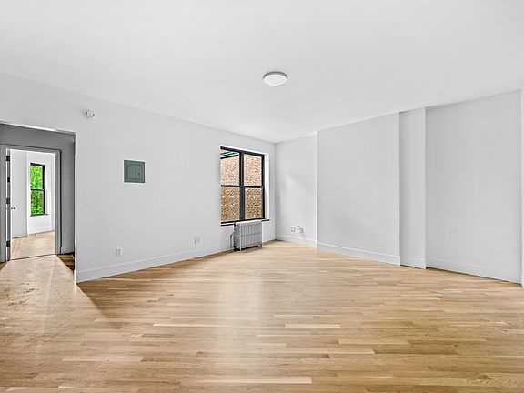 5th image of 39 Saint Pauls Pl #3