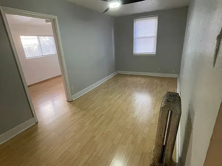 815 E 1st Ave #2 — Photo 6