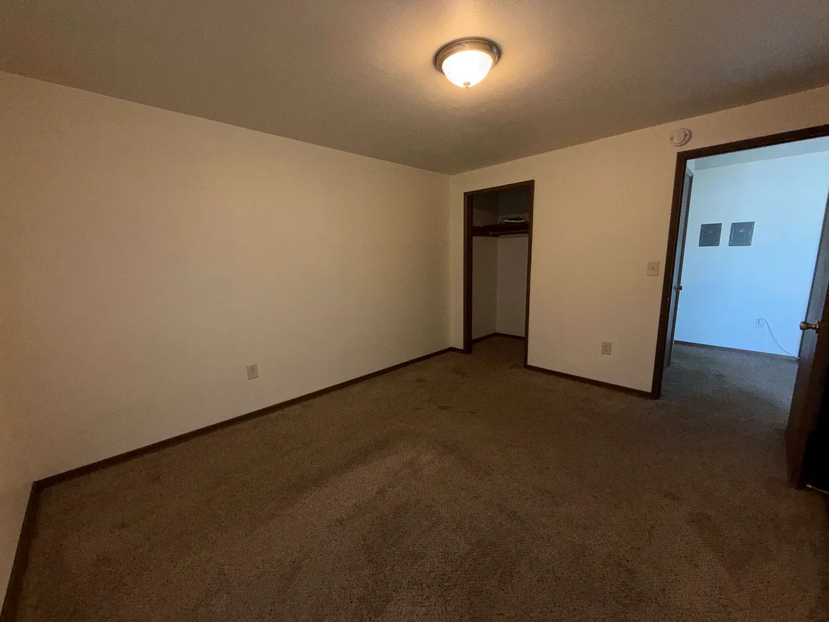 Building Photo - 102 Peach St #A