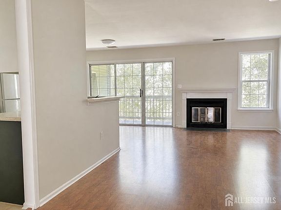 2nd image of 7302 Elm Ct
