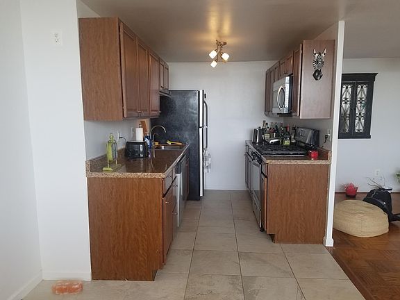 5th image of 4600 Duke St APT 1513