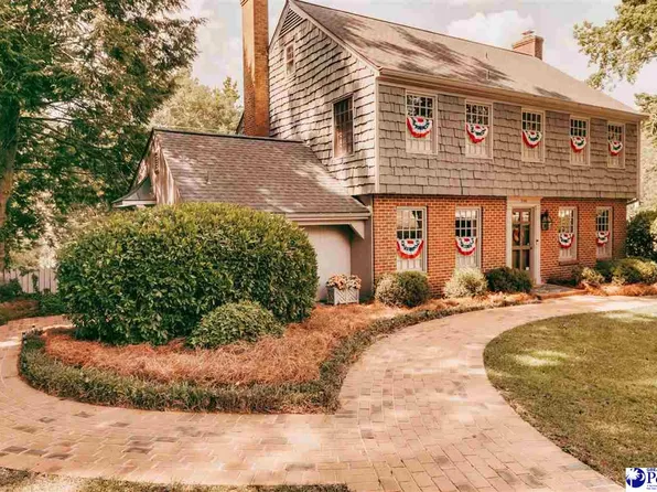 206 Elizabeth Dr, Cheraw, SC 29520