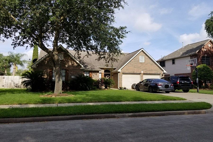 1st image of 1106 Park Green Dr