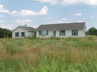 6 Sunflower Dr, Kearneysville, WV 25430