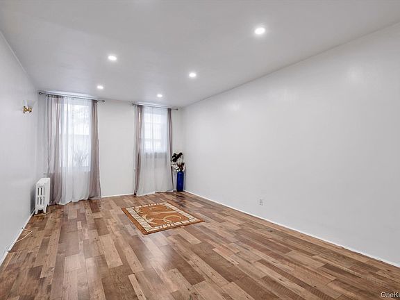 3rd image of 1711 Davidson Avenue #1N