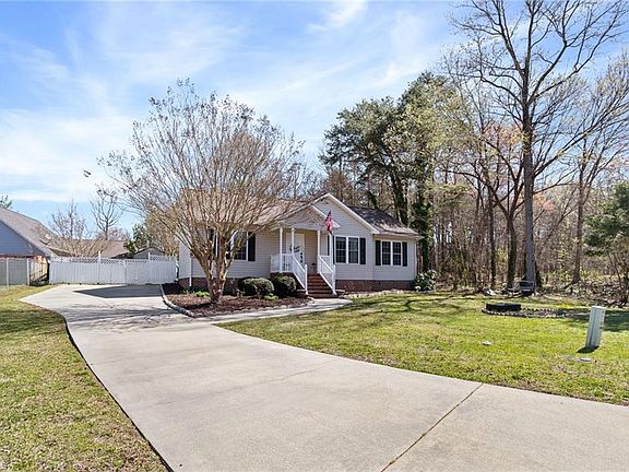 4th image of 1809 Beech Ct