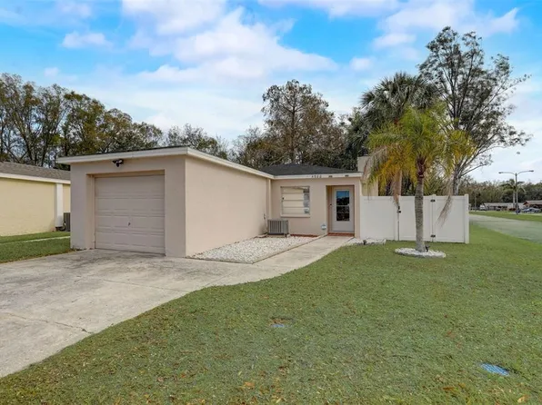 4800 Tampa Downs Blvd, Lutz, FL 33559