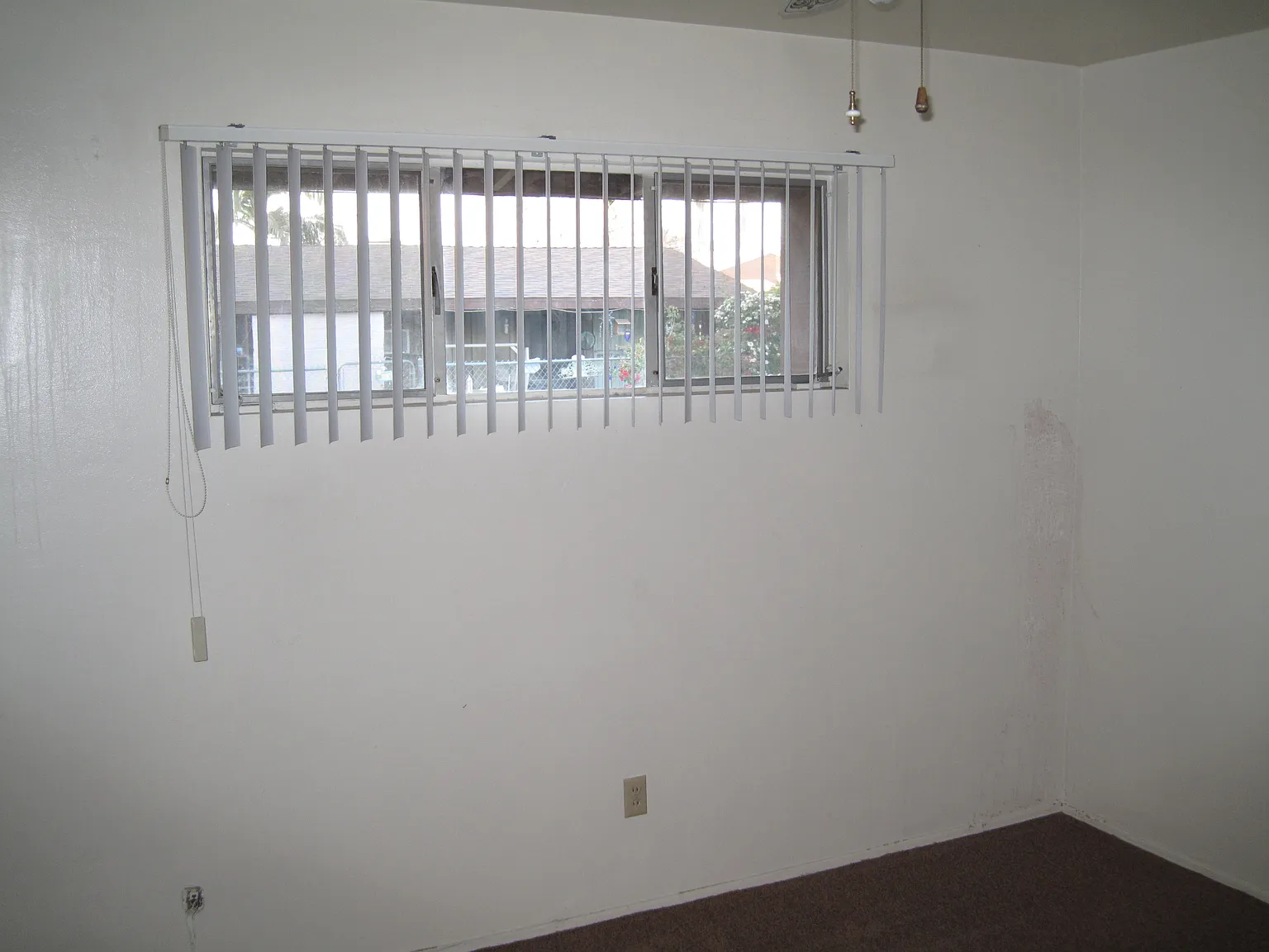 329 La Paloma St — Photo 4
