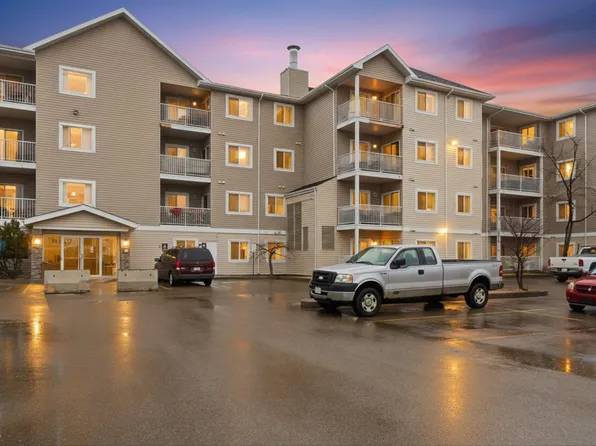 4309 33rd St #327, Stony Plain, AB T7Z 0C4