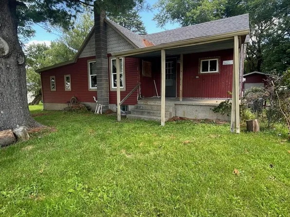 1702 N Main St, Kewanee, IL 61443