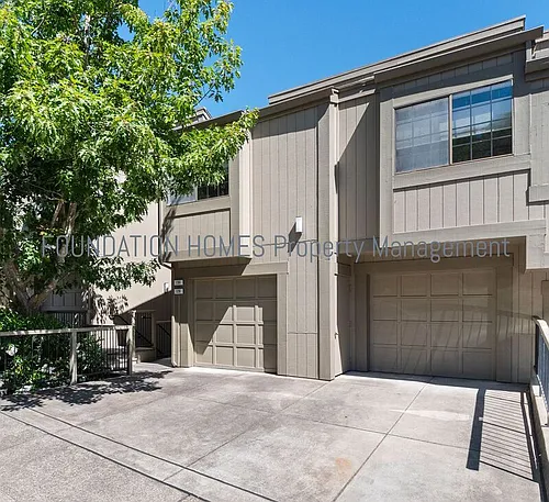 130 Pelican Ln Photo 1