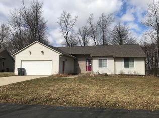 242 Markus Glenn Dr #11, Plainwell, MI 49080