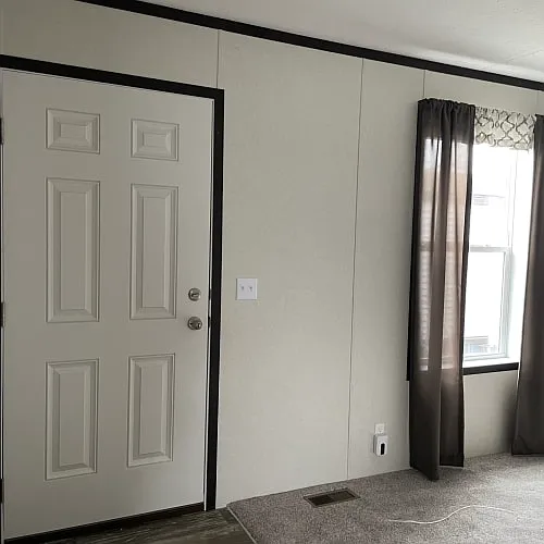 805 Ernest St — Photo 6
