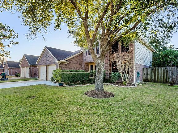 2nd image of 2702 Glencullen Ln