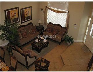 3rd image of 4940 E Cincinnati Ave