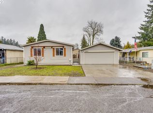 11623 Warbler Ln NE, Aurora, OR 97002