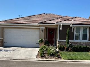 3040 Antonio Ln, Clovis, CA 93619