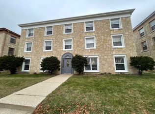 4384 N Wilson Dr #4, Milwaukee, WI 53211