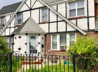 11441 203rd St, Jamaica, NY 11412