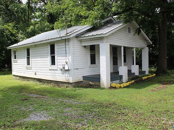 2nd image of 508 3rd St SW