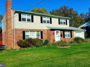 8314 Bound Brook Ln, Alexandria, VA 22309