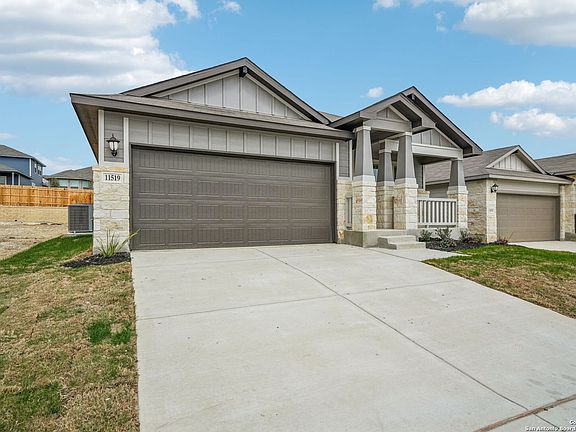 2nd image of 11519 Mustang Grove