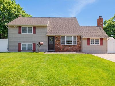95 Stellenwerf Avenue, Islip Terrace, NY, 11752