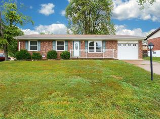 621 Wren Dr, Arnold, MO