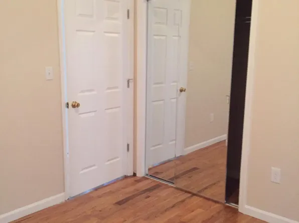 260 Boyd Avenue image 9 of 21