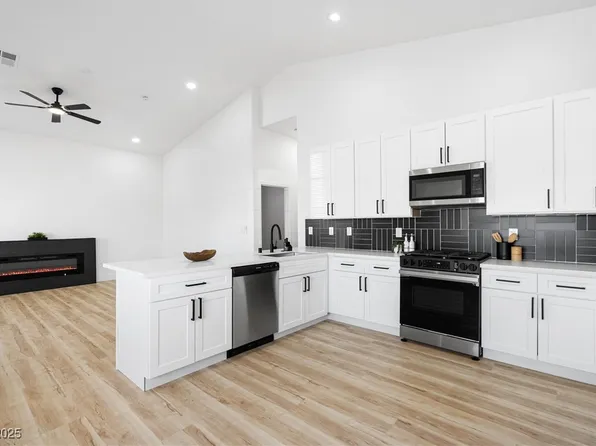 1249 Hassell Ave, Las Vegas, NV 89106