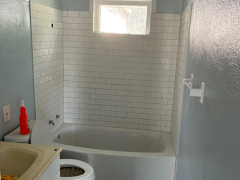 4205 SE 26th St — Photo 13