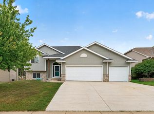 1525 English Ave NW, New Prague, MN 56071