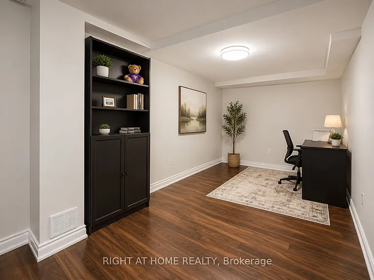 9 Alyssum Ct #LOWER — Photo 3