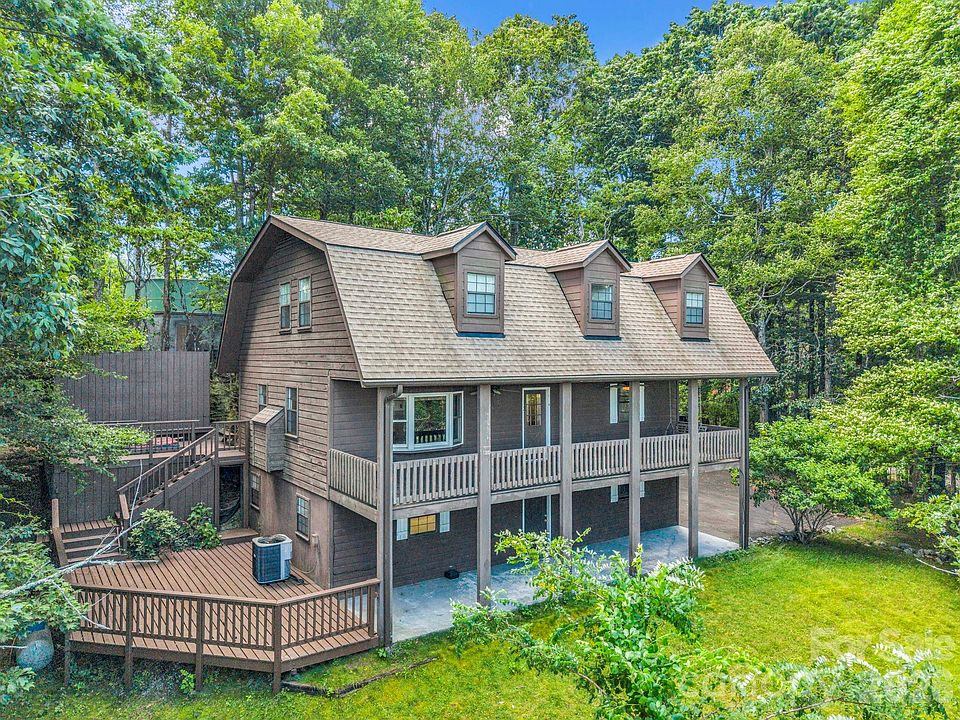 1st image of 122 Birchwood Dr