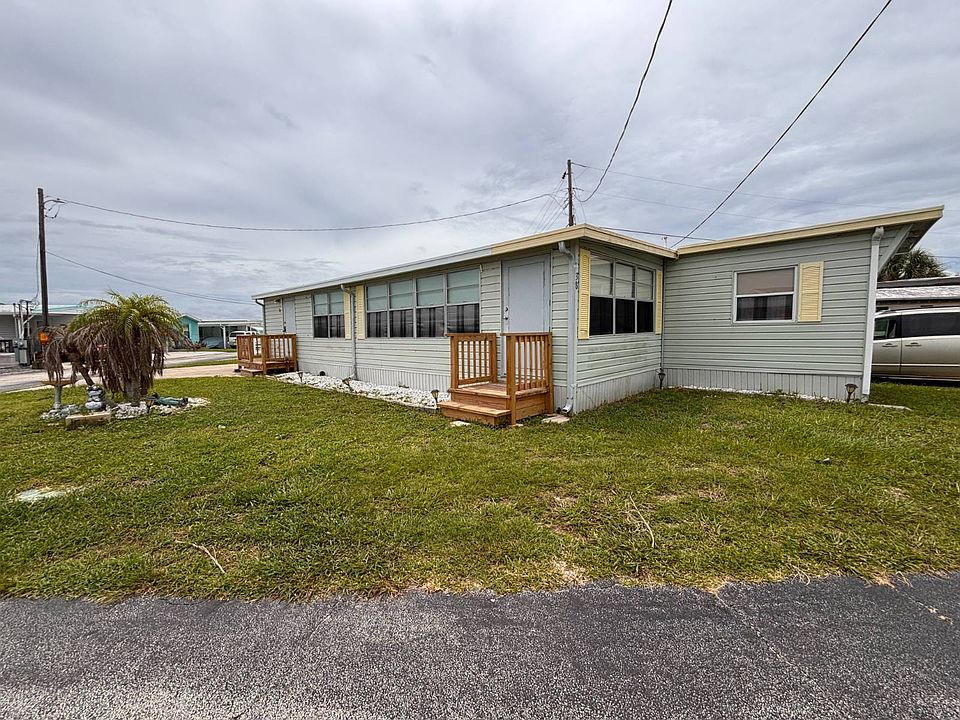 1st image of 38 Circle Dr