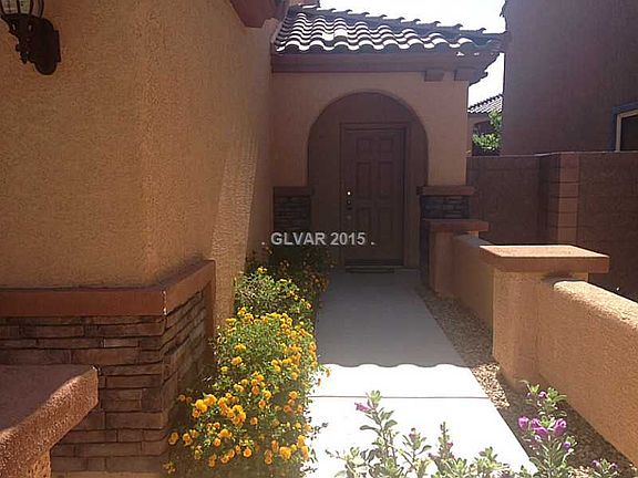 4th image of 10170 Calabro Ct
