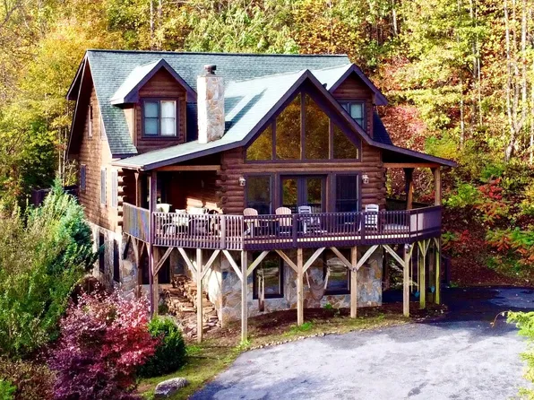 509 Atlantic Falls Trl, Black Mountain, NC 28711