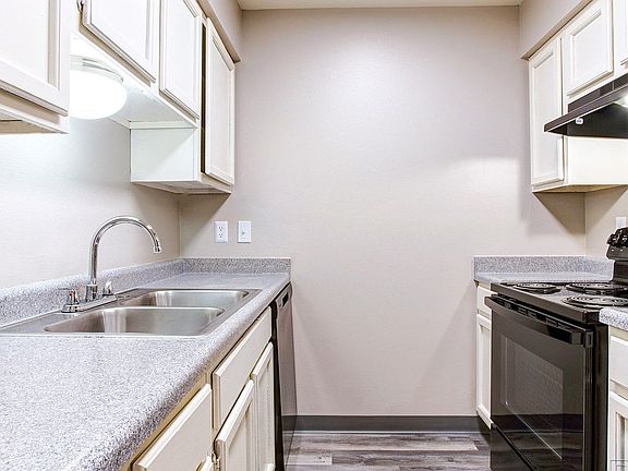 3rd image of 13600 Otter Creek Pkwy APT 244