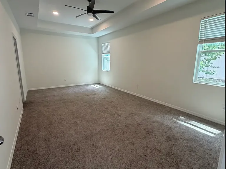 11996 Hilltop Farms Dr — Photo 7
